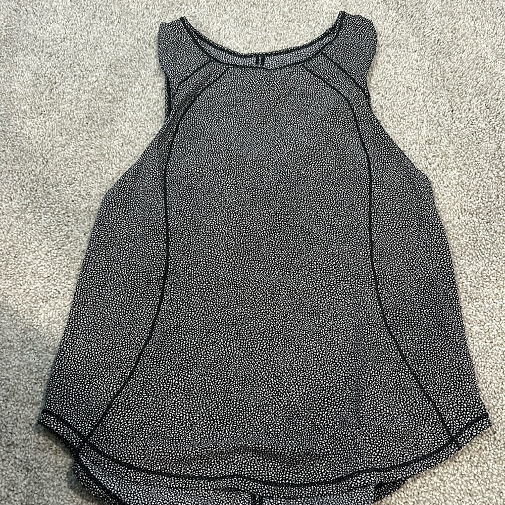 Lululemon tank top